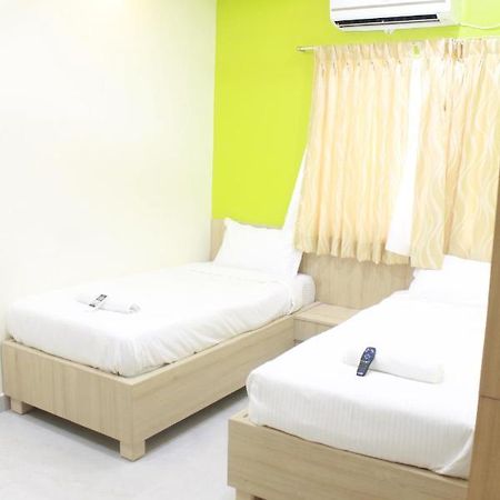 Jfive Residency Otel Chennai Dış mekan fotoğraf