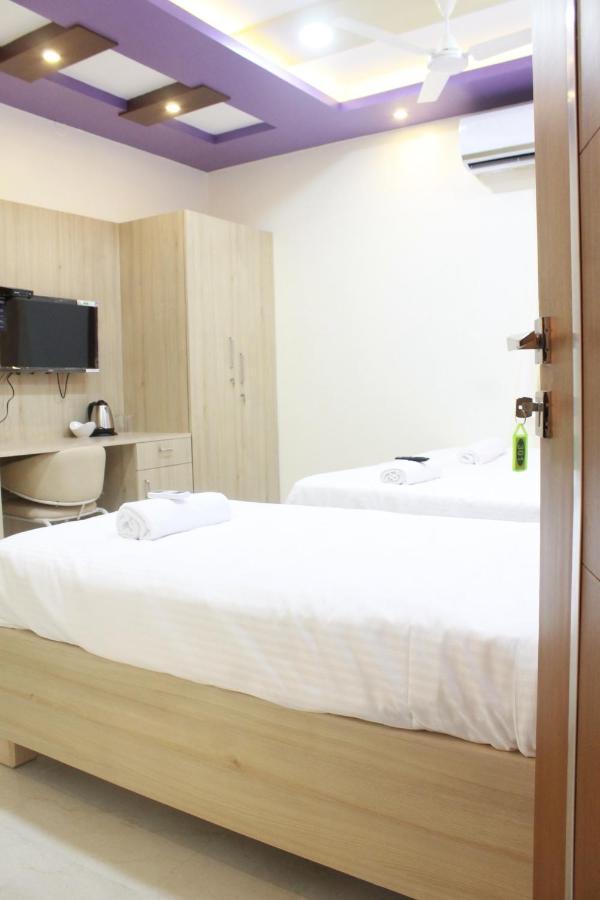 Jfive Residency Otel Chennai Dış mekan fotoğraf