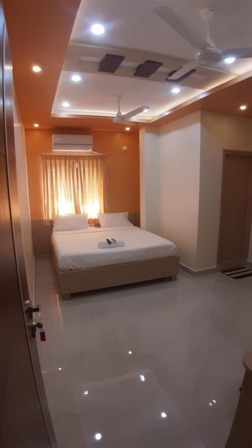 Jfive Residency Otel Chennai Dış mekan fotoğraf